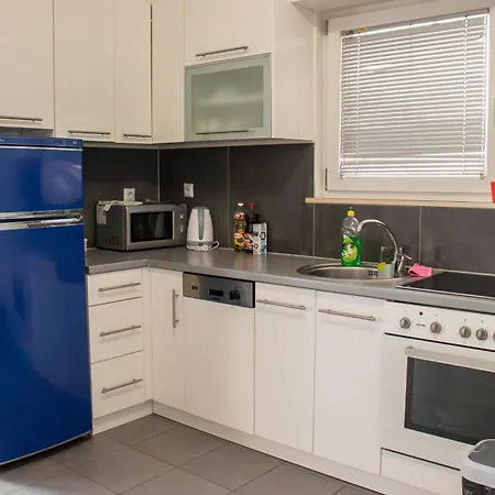 Πανδοχείο Gaia Near Airport *