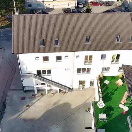 宾馆 Gaia Aparthotel Near Airport