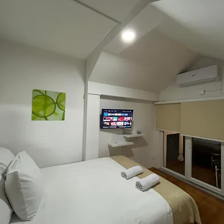 Gaia Inn *