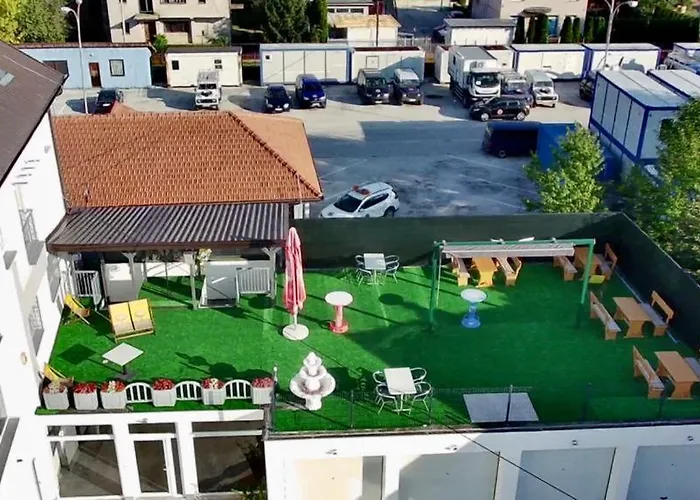 Gaia Near Airport Gasthof Sarajevo