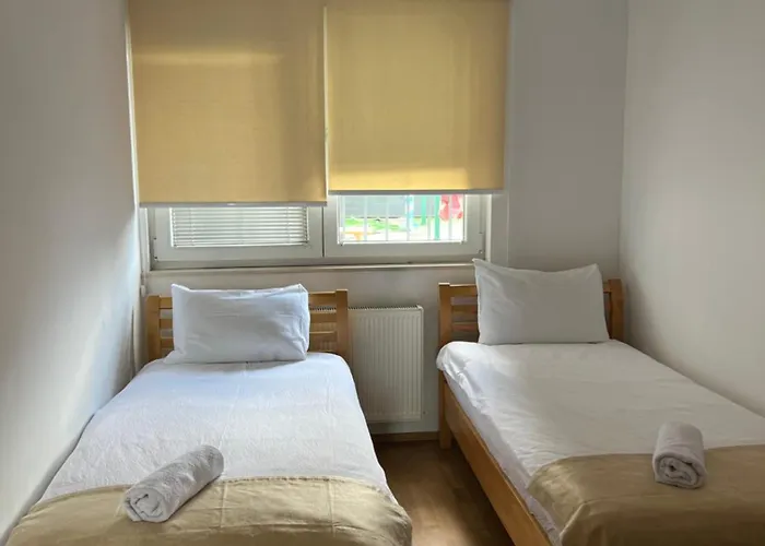 Gasthof Gaia Near Airport *