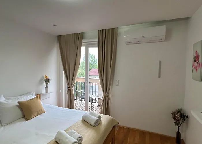 Gasthof Gaia Near Airport *